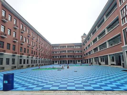Kleurrijke UV-bestendige rubbervloeren buiten voor gemeenschap / woonwijk / park