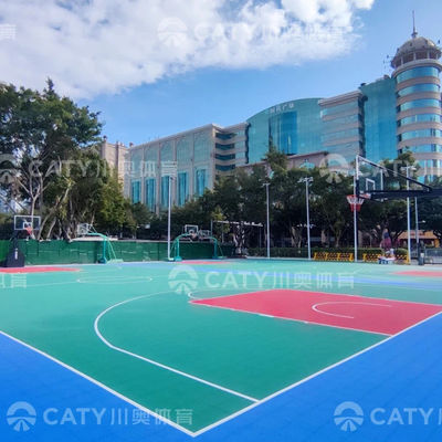 Gemakkelijk te installeren PU vloer Anti-slip vergrendeling Plastic vloer voor speeltuin Mat Basketbal vloer Achtertuin Garage